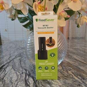 FoodSaver Mini Vacuum Sealer